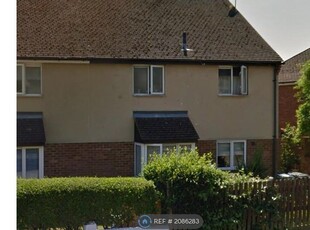 Terraced house to rent in Buckingham Drive, High Wycombe HP13
