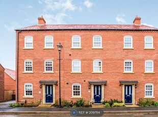 Terraced house to rent in Cantley Road, Bedford MK40