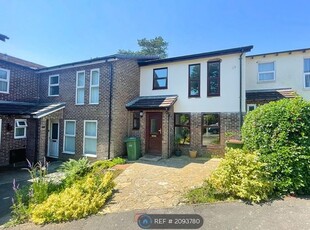 Terraced house to rent in Cleveland Drive, Fareham PO14