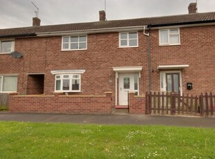 Terraced house to rent in Ecclesfield Avenue, Hull, East Yorkshire HU9