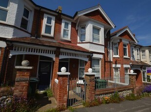 Terraced house to rent in Greys Road, Eastbourne BN20