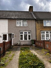 Terraced house to rent in Ilchester Road, Dagenham RM8