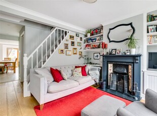Terraced house to rent in Lorne Road, Richmond TW10