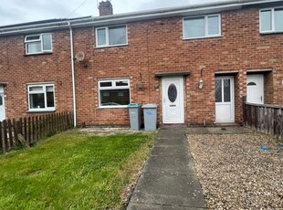 Terraced house to rent in Meldrum Crescent, Newark, Notts NG24