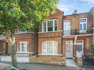 Terraced house to rent in Norroy Road, Putney Hill SW15