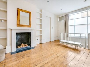 Terraced house to rent in Sheen Road, Richmond TW9