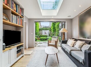 Terraced house to rent in Walham Grove, London SW6