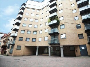 1 bedroom apartment for rent in Icon House, Merchants Place, Reading, Berkshire, RG1