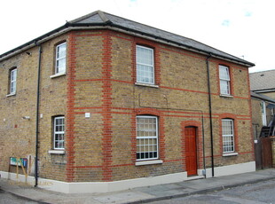 1 bedroom apartment for rent in Wycliffe Row, Northfleet, Gravesend, Kent, DA11