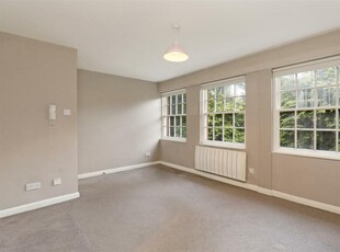 1 bedroom flat for rent in Cambalt Road, London, SW15