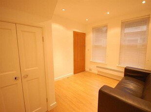 1 bedroom flat for rent in Gloucester Road, Reading, Berkshire, RG30