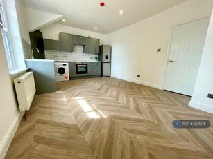 1 bedroom flat for rent in North Street, Bedminster, Bristol, BS3