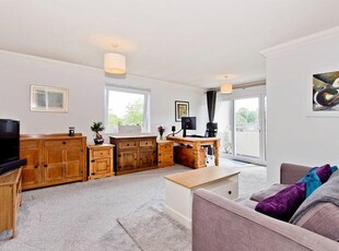 1 bedroom flat for rent in One Bedroom Flat with Private Balcony & Parking, Ferndale Close, Tunbridge Wells, TN2