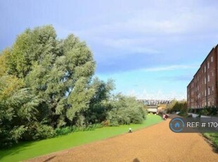 1 bedroom flat for rent in Otter Close, London, E15