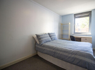 1 bedroom flat for rent in Room 2, 162b, Mansfield Road, Nottingham, NG1 3HW, NG1