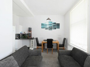 1 bedroom flat for rent in South Street, Deal, CT14
