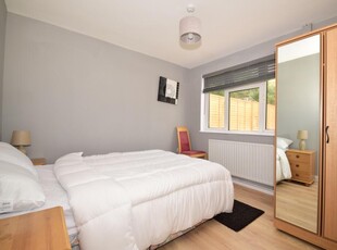1 bedroom house share for rent in Cavell Crescent Dartford DA1
