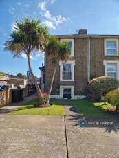 1 bedroom maisonette for rent in Albion Terrace, Gravesend, DA12