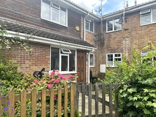 1 bedroom terraced house for rent in Copper Beech Close, Orpington, Kent, BR5