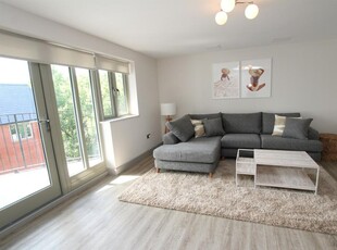 2 bedroom apartment for rent in 13 Park Edge, NG7