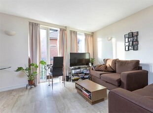 2 bedroom apartment for rent in Florin Court, Tanner Street, London, SE1
