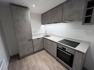 2 bedroom apartment for rent in Gordon Street, Luton, Bedfordshire, LU1