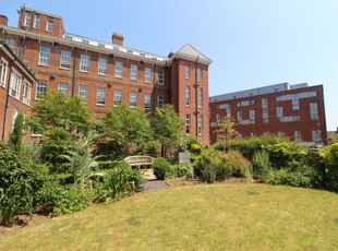 2 bedroom apartment for rent in Southernhay East, Exeter, EX1