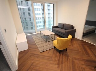 2 bedroom apartment for rent in The Lightbox, Blue Media City UK M50