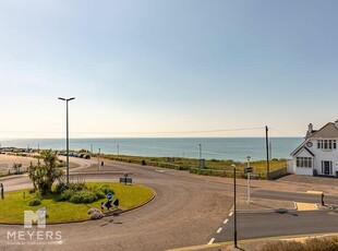 2 bedroom apartment for sale in 147 Southbourne Overcliff Drive, Bournemouth, BH6