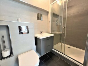 2 bedroom flat for rent in Alexandra Place, St Johns Wood, London, NW8