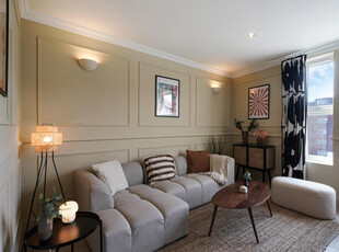 2 bedroom flat for rent in Balham Park Road, SW12