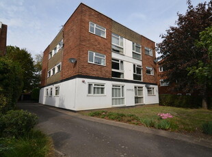 2 bedroom flat for rent in Chislehurst Road, Sidcup, DA14 6BJ, DA14