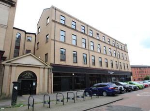 2 bedroom flat for rent in Clarendon Place, St Georges Cross, G20