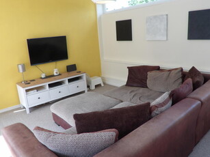 2 bedroom flat for rent in Hazelwood Court, Sneyd Park, Bristol, BS9