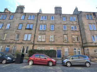 2 bedroom flat for rent in Lorne Street, Edinburgh, EH6