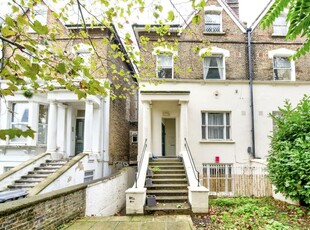 2 bedroom flat for rent in Malvern Road, Maida Hill, London, NW6