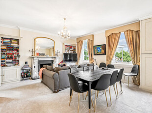 2 bedroom flat for rent in Onslow Gardens,
South Kensington, SW7