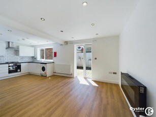 2 bedroom flat for rent in Oxford Road, RG30 1HF, RG30