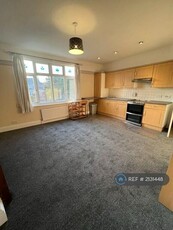 2 bedroom flat for rent in Peverell Park Road, Plymouth, PL3