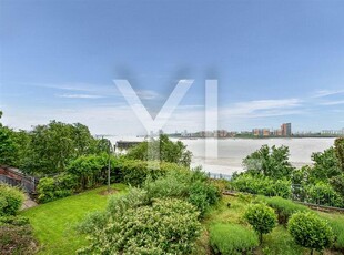2 bedroom flat for rent in Sark Tower, Erebus Drive, Thamesmead, SE28