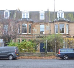 2 bedroom flat for rent in Strathearn Place, Edinburgh, EH9