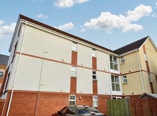 2 bedroom flat for sale in Blenheim Square, Lincoln, LN1