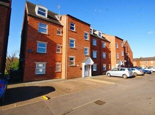 2 bedroom penthouse for rent in Fairfax Street, Lincoln, LN5