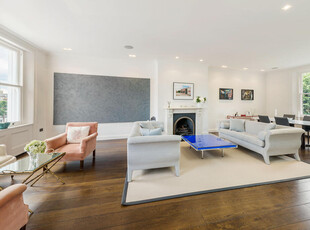 2 bedroom penthouse for rent in Horbury Crescent, Notting Hill, London, W11