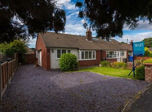 2 bedroom semi-detached bungalow for rent in Wilmslow Crescent, Thelwall, WA4