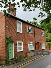 2 bedroom semi-detached house for rent in High Street, Fordwich, Canterbury, CT2