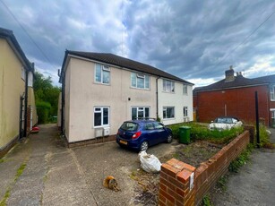 2 bedroom semi-detached house for rent in Swift Road, Woolston, Southampton, Hampshire, SO19