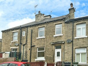 2 bedroom terraced house for rent in New Street, Milnsbridge, Huddersfield, HD3