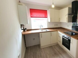 2 bedroom terraced house for rent in St Johns Road, Balby, DN4