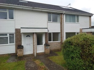 2 bedroom terraced house for rent in Stanley Close, Staplehurst, Tonbridge, Kent, TN12 0TA, TN12